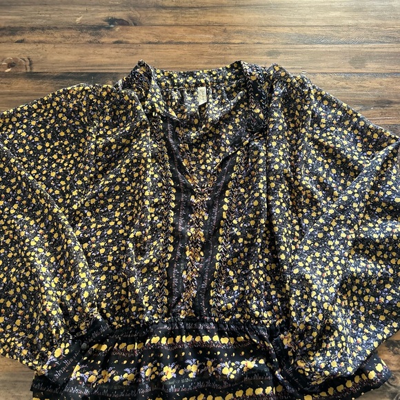 Free People Beaded Black and Yellow Poppy Elastic Blouse - Picture 5 of 7